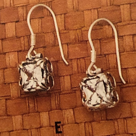 Silpada Sterling Silver Cubic Zirconia Uptown Earrings W0975 - Picture 3 of 16
